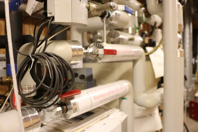 Laboratory detail. Photo.